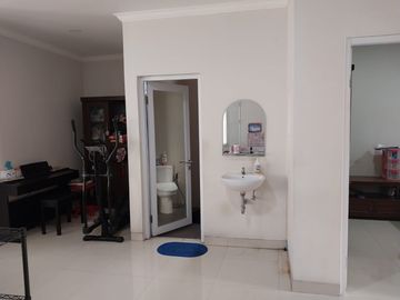 Dijual Rumah tinggal di Gading Serpong CLuster Oleaster Hadap Selatan