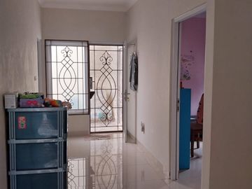 Dijual Rumah tinggal di Gading Serpong CLuster Oleaster Hadap Selatan