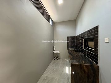 Rumah Dalam Perumahan di JL Magelang Km 7 Dekat JCM