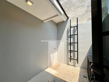 Rumah Dalam Perumahan di JL Magelang Km 7 Dekat JCM