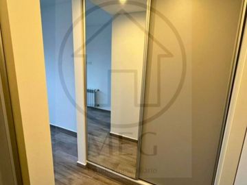 VENTA departamento 3 ambientes con cochera pleno centro de Bernal
