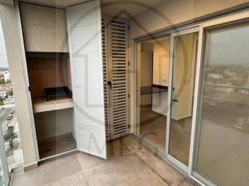 VENTA departamento 3 ambientes con cochera pleno centro de Bernal