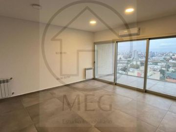 VENTA departamento 3 ambientes con cochera pleno centro de Bernal