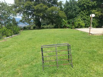 VENDO FINCA DE UNA HECTÁREA ENTRE GIRARDOTA Y BARBOSA ANTIOQUIA