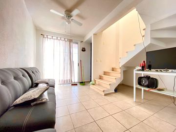 CASA EN VENTA EN CONDOMINIO CON ALBERCA, AMENIDADES, SEGURIDAD