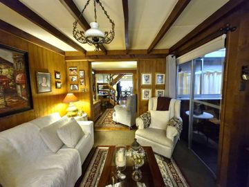 Casa en Alonso de Villanueva $ 180.000.000.-