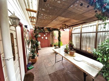 Casa en Alonso de Villanueva $ 180.000.000.-