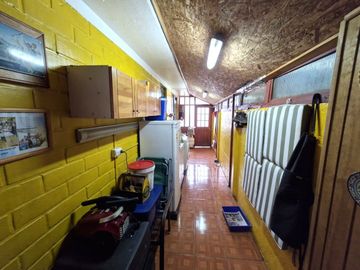 Casa en Alonso de Villanueva $ 180.000.000.-