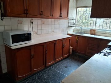 VENTA DE AMPLIA CASA EN URB. SAN IGNACIO DE MONTERRICO EN SURCO