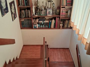 VENTA DE AMPLIA CASA EN URB. SAN IGNACIO DE MONTERRICO EN SURCO