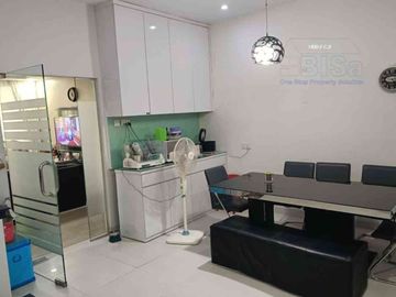 Royal Grande House: Luxury Housing in Batam Center For Sale