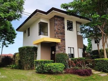 HOUSE AND LOT FOR SALE IN PARKLANE VERMOSA