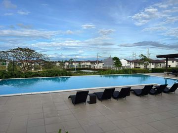 HOUSE AND LOT FOR SALE IN PARKLANE VERMOSA