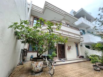 Dijual Villa Komplek Makmur Indah di Medan Barat, Medan, Sumatera Utara