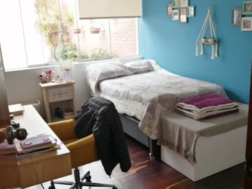 Oferta! Vendo hermosa casa remodelada en calle residencial en San Borja !