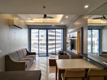 Three Central Tower | Perfect Blend of Comfort and Style! Fully furnished 2 Bedroom Condominium for Sale in Salcedo Village, Valero, Makati City