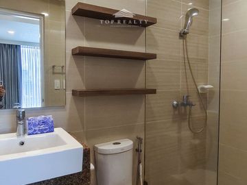 Three Central Tower | Perfect Blend of Comfort and Style! Fully furnished 2 Bedroom Condominium for Sale in Salcedo Village, Valero, Makati City