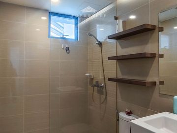 Three Central Tower | Perfect Blend of Comfort and Style! Fully furnished 2 Bedroom Condominium for Sale in Salcedo Village, Valero, Makati City