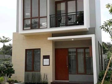 Rumah Tengah Kota Top View Blkg Swalayan RAMAI Manyaran Semarang
