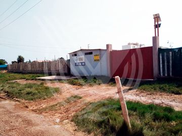 SE VENDE DOS LOTES EN CHOCAYA INDEPENDIZADO CADA UNO CON SU DEBIDO ESTACIONAMIENTO