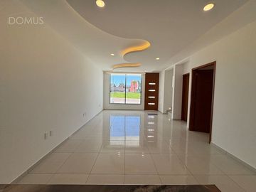 CASA EN VENTA EN MONTE OLIMPO