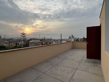 AMPLIA CASA EN VENTA - VILLA CLUB 1 CARABAYLLO