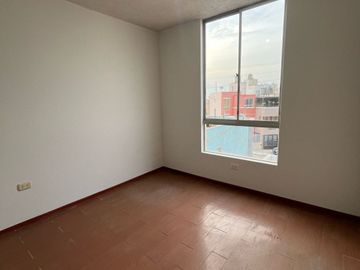 AMPLIA CASA EN VENTA - VILLA CLUB 1 CARABAYLLO
