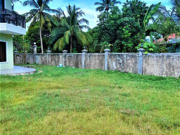 SemiFurnished 5BR House & Lot 10 min to the  beach Php13M