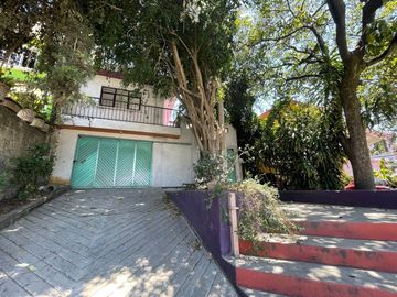 Casa en San Rafael Chamapa  Naucalpan Venta  300m² con Doble Frente y Departamentos de 1 y 2 Recámaras