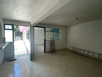 Casa en San Rafael Chamapa  Naucalpan Venta  300m² con Doble Frente y Departamentos de 1 y 2 Recámaras