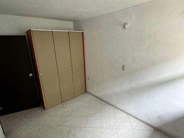 Casa en San Rafael Chamapa  Naucalpan Venta  300m² con Doble Frente y Departamentos de 1 y 2 Recámaras
