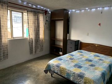 Casa en San Rafael Chamapa  Naucalpan Venta  300m² con Doble Frente y Departamentos de 1 y 2 Recámaras