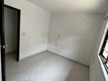 Casa en San Rafael Chamapa  Naucalpan Venta  300m² con Doble Frente y Departamentos de 1 y 2 Recámaras