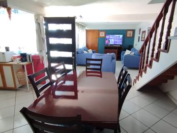Casa en San Rafael Chamapa  Naucalpan Venta  300m² con Doble Frente y Departamentos de 1 y 2 Recámaras