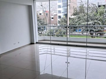 Vendo Dpto. Urbanización Los Portales Ate