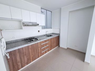 Vendo Dpto. Urbanización Los Portales Ate