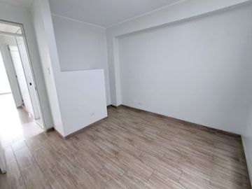 Vendo Dpto. Urbanización Los Portales Ate