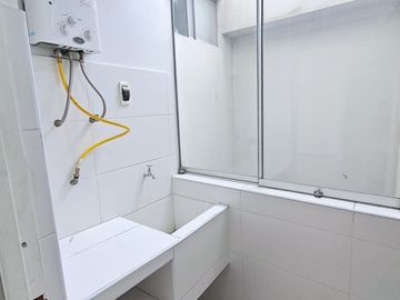 Vendo Dpto. Urbanización Los Portales Ate