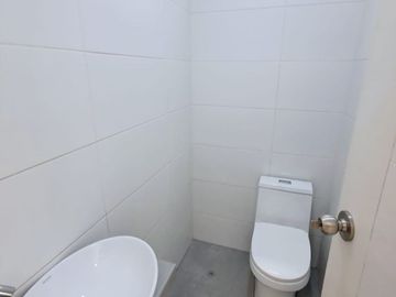 Vendo Dpto. Urbanización Los Portales Ate
