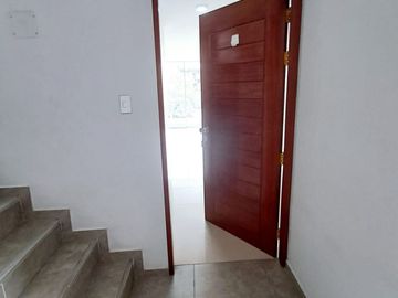Vendo Dpto. Urbanización Los Portales Ate