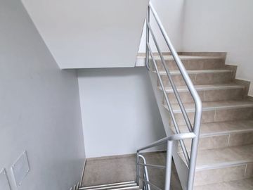 Vendo Dpto. Urbanización Los Portales Ate