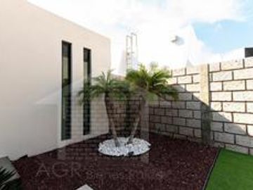 VENTA DE RESIDENCIA DE LUJO EN VILLAS DEL MESON DE CINCO RECAMARAS