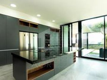 VENTA DE RESIDENCIA DE LUJO EN VILLAS DEL MESON DE CINCO RECAMARAS