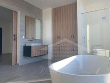 VENTA DE RESIDENCIA DE LUJO EN VILLAS DEL MESON DE CINCO RECAMARAS
