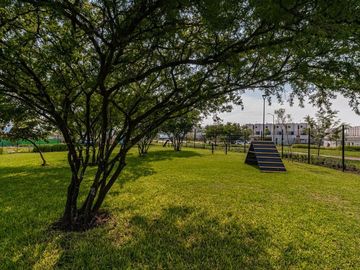 Casa en Venta con alberca canchas de pádel a 15 minutos  de Cuernavaca en Xochitepec Morelos