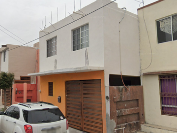 CASA EN NARDOS, VILLA FLORIDA B, REYNOSA, TAMAULIPAS. ¡CASA EN REMATE!