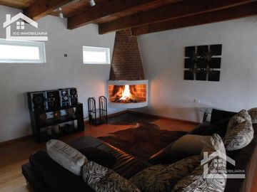 VENTA DE CASA ESTILO ALPINA EN MINERAL DEL CHICO