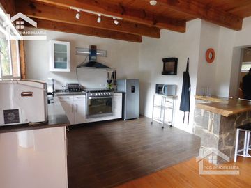 VENTA DE CASA ESTILO ALPINA EN MINERAL DEL CHICO