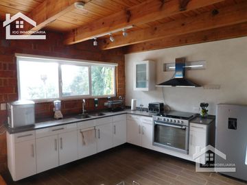 VENTA DE CASA ESTILO ALPINA EN MINERAL DEL CHICO