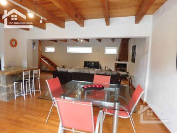 VENTA DE CASA ESTILO ALPINA EN MINERAL DEL CHICO